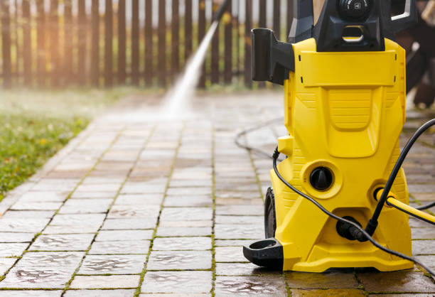 Best Driveway Pressure Washing  in Cleburne, TX